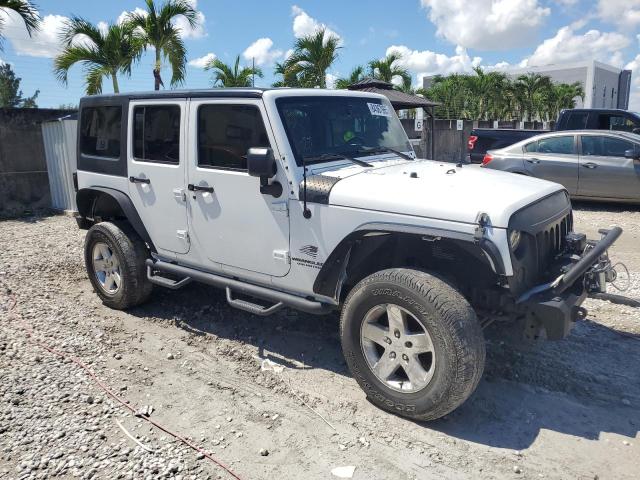 1C4BJWDG6HL690704 - 2017 JEEP WRANGLER U SPORT WHITE photo 4