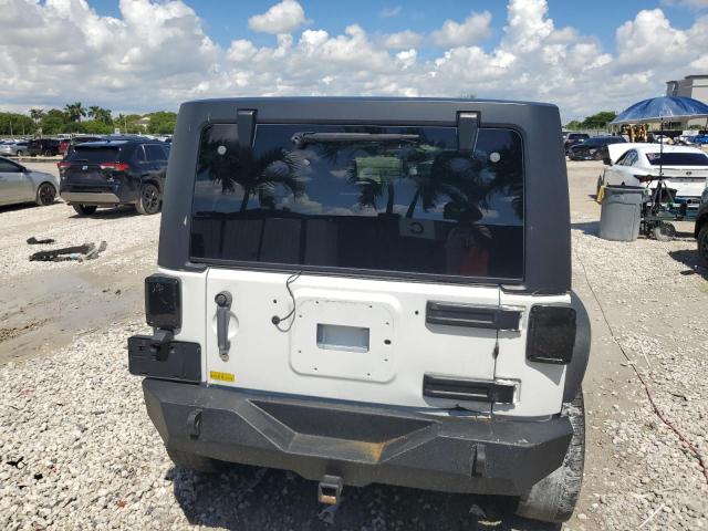 1C4BJWDG6HL690704 - 2017 JEEP WRANGLER U SPORT WHITE photo 6