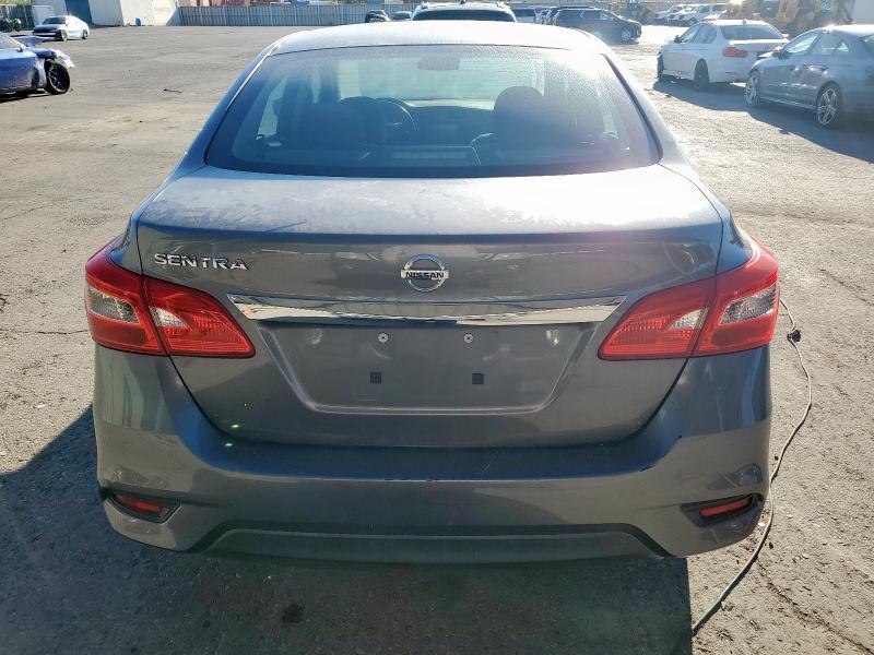 3N1AB7AP3KY314160 - 2019 NISSAN SENTRA S 灰色 照片 6