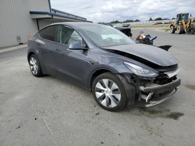 5YJYGDEE2MF257999 - 2021 TESLA MODEL Y 银色 照片 4