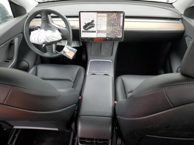 5YJYGDEE2MF257999 - 2021 TESLA MODEL Y 银色 照片 8