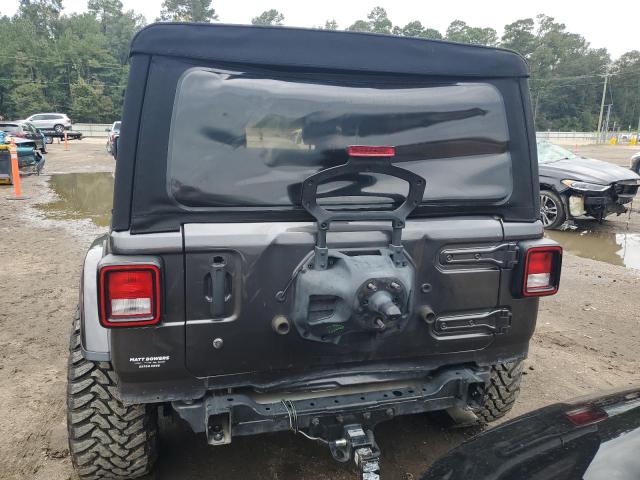 1C4HJXEN6JW331306 - 2018 JEEP WRANGLER U SAHARA Մոխրագույն լուսանկար 6