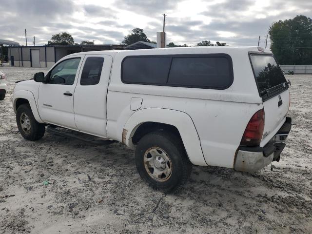 5TEUU42N75Z112713 - 2005 TOYOTA TACOMA ACCESS CAB WHITE photo 2