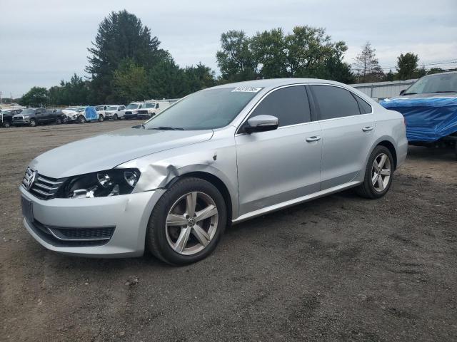 2013 VOLKSWAGEN PASSAT SE, 
