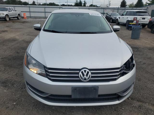 1VWBP7A33DC142222 - 2013 VOLKSWAGEN PASSAT SE 银色 照片 5