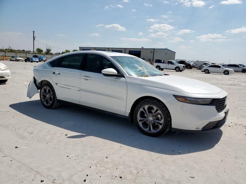 1HGCY1F39PA027877 - 2023 HONDA ACCORD EX WHITE photo 4