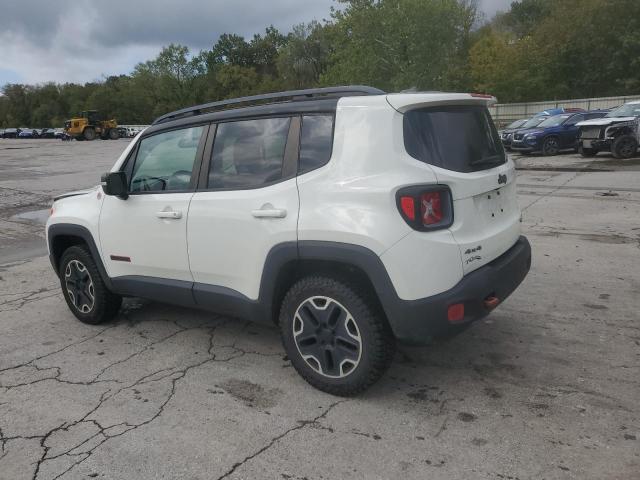 ZACCJBCT0FPB60866 - 2015 JEEP RENEGADE TRAILHAWK WHITE photo 2