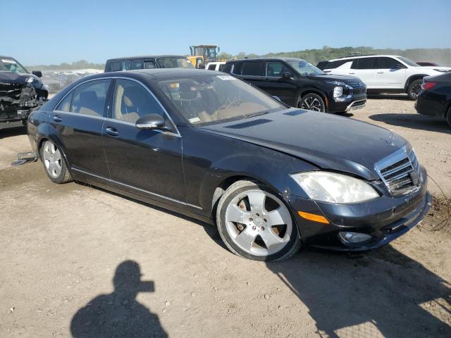 WDDNG86X57A097310 - 2007 MERCEDES-BENZ S 550 4MATIC BLACK photo 4