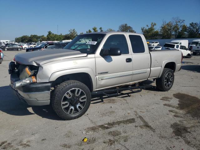 2005 CHEVROLET SILVERADO C2500 HEAVY DUTY, 