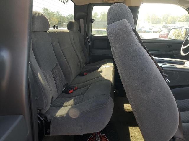 1GCHC29U05E182448 - 2005 CHEVROLET SILVERADO C2500 HEAVY DUTY SILVER photo 10