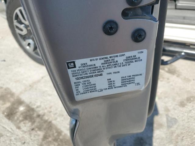 1GCHC29U05E182448 - 2005 CHEVROLET SILVERADO C2500 HEAVY DUTY SILVER photo 12