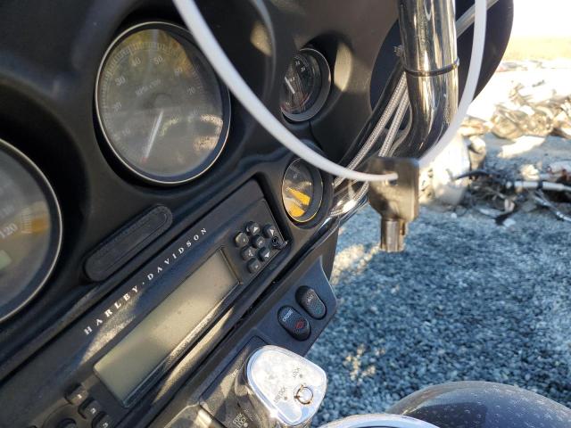 1HD1FC4187Y666329 - 2007 HARLEY-DAVIDSON FLHTCUI 双色 照片 8