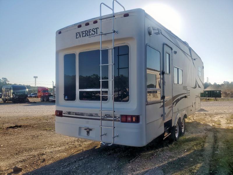 4YDF3122931480685 - 2003 KEYSTONE EVEREST WHITE photo 4