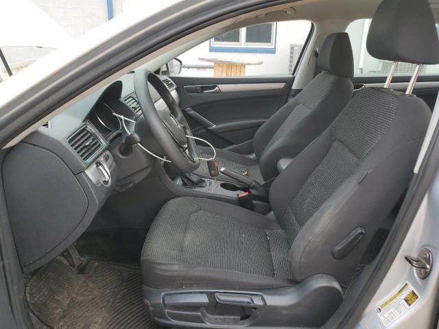 1VWAT7A30HC071199 - 2017 VOLKSWAGEN PASSAT S SILVER photo 7