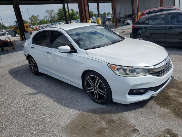 1HGCR2F5XHA043415 - 2017 HONDA ACCORD SPORT თეთრი ფოტო 4