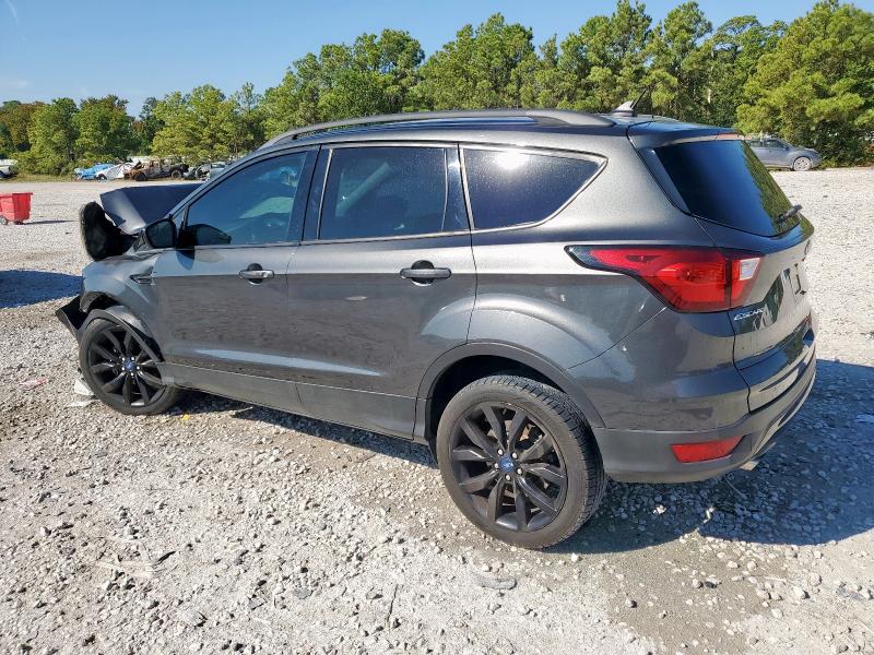 1FMCU0GD9KUA40997 - 2019 FORD ESCAPE SE فحمي صورة 2