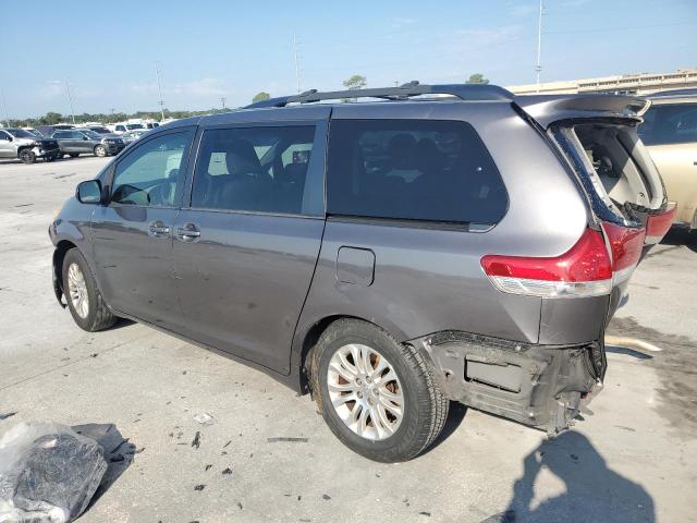 5TDYK3DC8CS244970 - 2012 TOYOTA SIENNA XLE GRAY photo 2