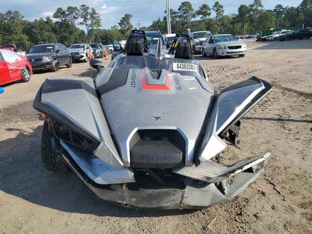 57XAAPFA4G7115543 - 2016 POLARIS SLINGSHOT SL SILVER photo 2