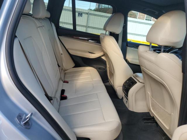 5UXTR9C5XJLD62188 - 2018 BMW X3 XDRIVE30I GRAY photo 11