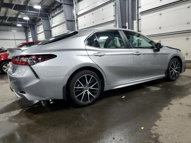 4T1G31AK1PU611889 - 2023 TOYOTA CAMRY SE NIGHT SHADE SILVER photo 3