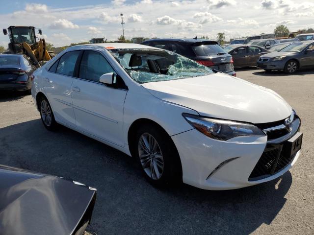 4T1BF1FK0HU812789 - 2017 TOYOTA CAMRY LE WHITE photo 4