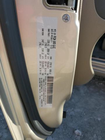 2C4RC1BG2FR708618 - 2015 CHRYSLER TOWN & COU TOURING GOLD photo 13