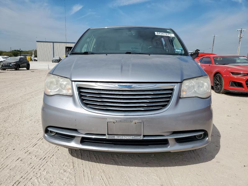 2C4RC1CG9DR615994 - 2013 CHRYSLER TOWN & COU TOURING L SILVER photo 5