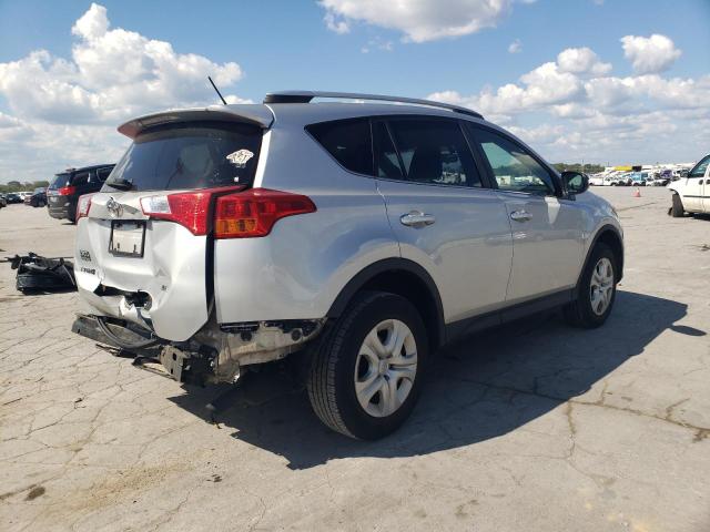 JTMZFREV9FJ037338 - 2015 TOYOTA RAV4 LE SILVER photo 3
