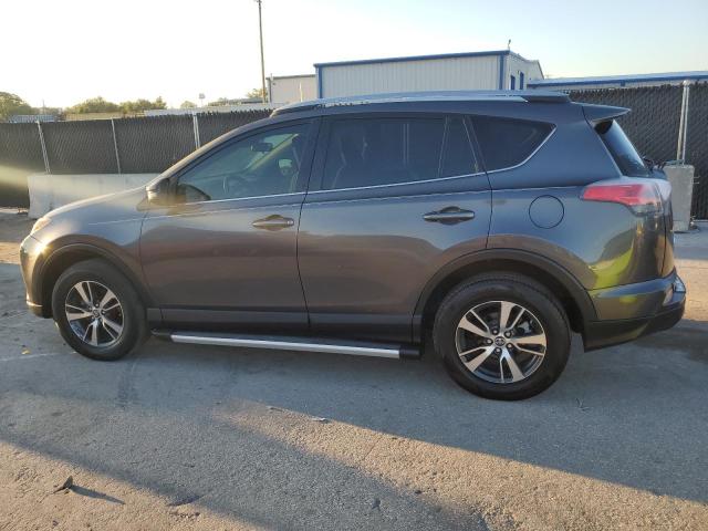 JTMWFREV4HJ133433 - 2017 TOYOTA RAV4 XLE GRAY photo 2