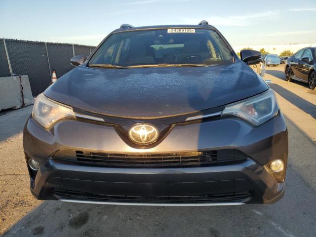 JTMWFREV4HJ133433 - 2017 TOYOTA RAV4 XLE GRAY photo 5