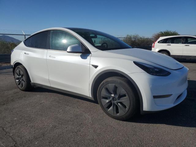 7SAYGDED7RF109039 - 2024 TESLA MODEL Y WHITE photo 4