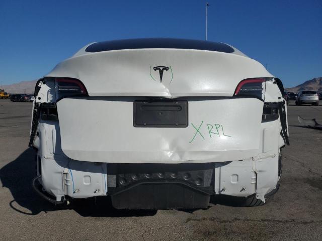 7SAYGDED7RF109039 - 2024 TESLA MODEL Y WHITE photo 6