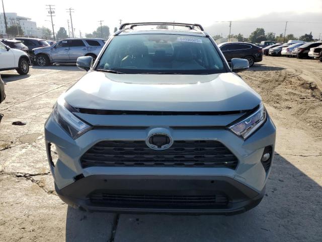 2T3R6RFV6MW019408 - 2021 TOYOTA RAV4 XLE GRAY photo 5