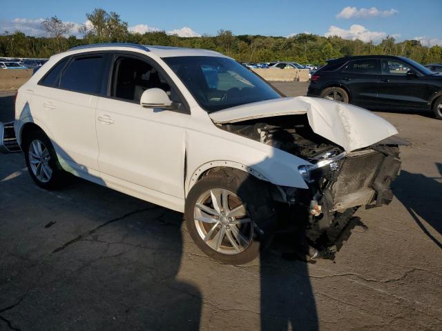 WA1ECCFS3HR006822 - 2017 AUDI Q3 PREMIUM 白色 照片 4