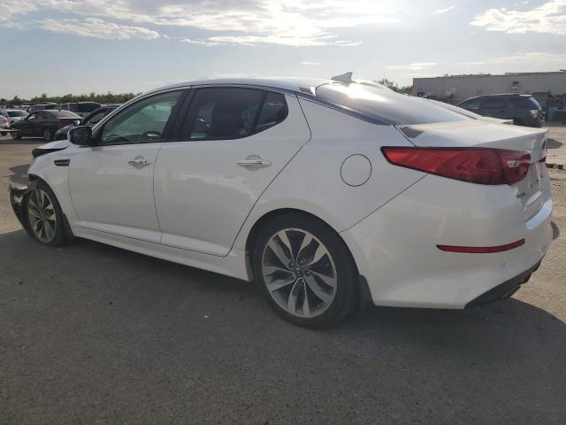 5XXGR4A74FG384816 - 2015 KIA OPTIMA SX WHITE photo 2
