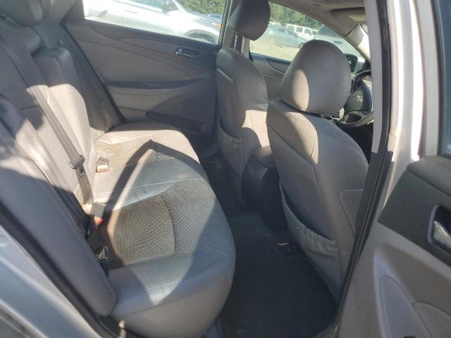 5NPEC4ACXCH426363 - 2012 HYUNDAI SONATA SE SILVER photo 10