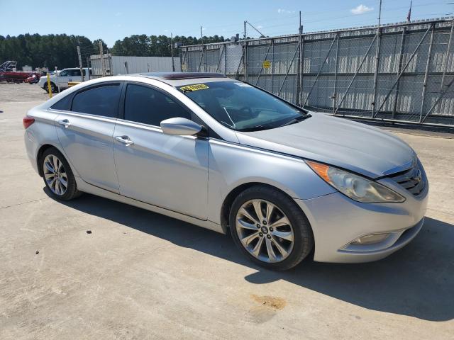 5NPEC4ACXCH426363 - 2012 HYUNDAI SONATA SE SILVER photo 4