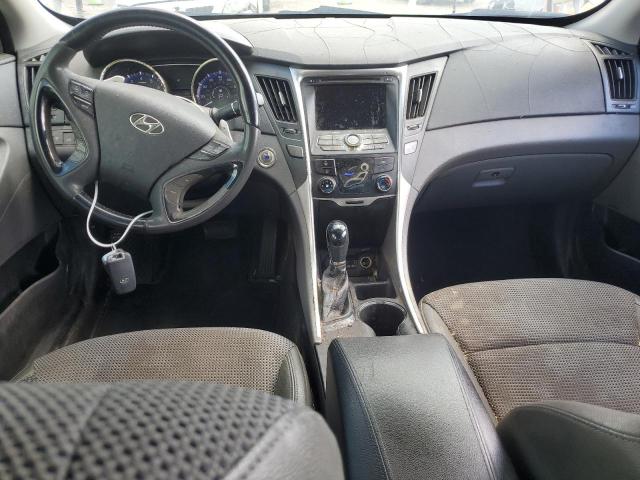 5NPEC4ACXCH426363 - 2012 HYUNDAI SONATA SE SILVER photo 8