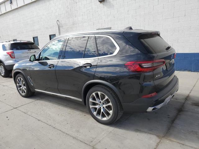 5UXCR6C56KLL01885 - 2019 BMW X5 XDRIVE40I BLACK photo 2