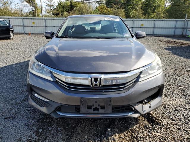 1HGCR3F08HA010455 - 2017 HONDA ACCORD EXL GRAY photo 5