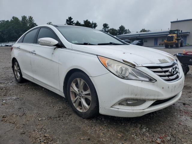 5NPEC4AC6DH612029 - 2013 HYUNDAI SONATA SE WHITE photo 4