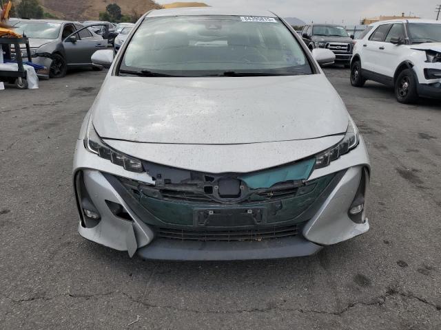 JTDKARFP3J3097130 - 2018 TOYOTA PRIUS PRIM ვერცხლისფერი ფოტო 5