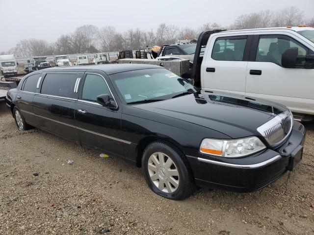 1L1FM81W33Y653215 - 2003 LINCOLN TOWN CAR EXECUTIVE Schwarz Foto 1