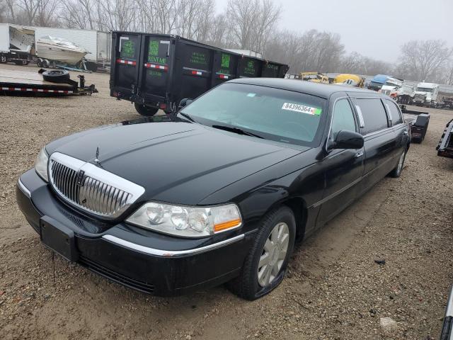 1L1FM81W33Y653215 - 2003 LINCOLN TOWN CAR EXECUTIVE Schwarz Foto 2
