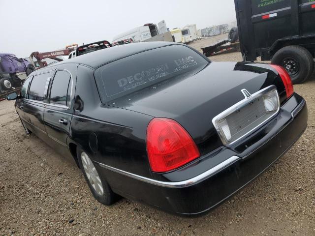 1L1FM81W33Y653215 - 2003 LINCOLN TOWN CAR EXECUTIVE Schwarz Foto 3