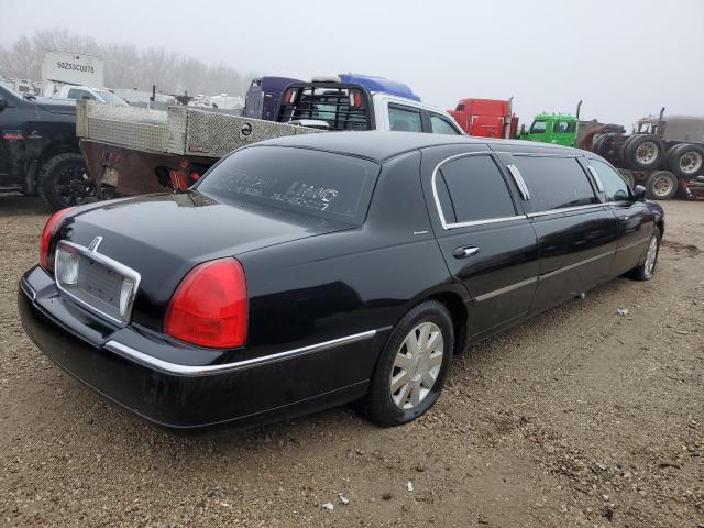 1L1FM81W33Y653215 - 2003 LINCOLN TOWN CAR EXECUTIVE Schwarz Foto 4