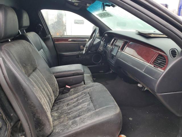 1L1FM81W33Y653215 - 2003 LINCOLN TOWN CAR EXECUTIVE Schwarz Foto 5