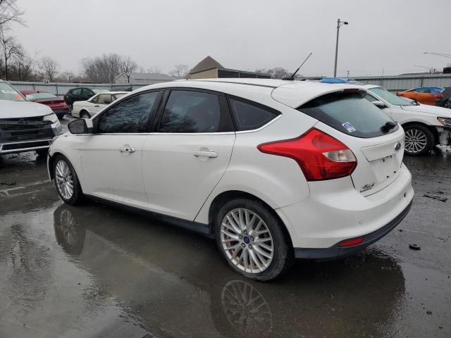 1FADP3N26EL409530 - 2014 FORD FOCUS TITANIUM WHITE photo 2