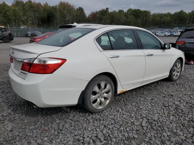 1HGCR2F57DA111776 - 2013 HONDA ACCORD SPORT WHITE photo 3
