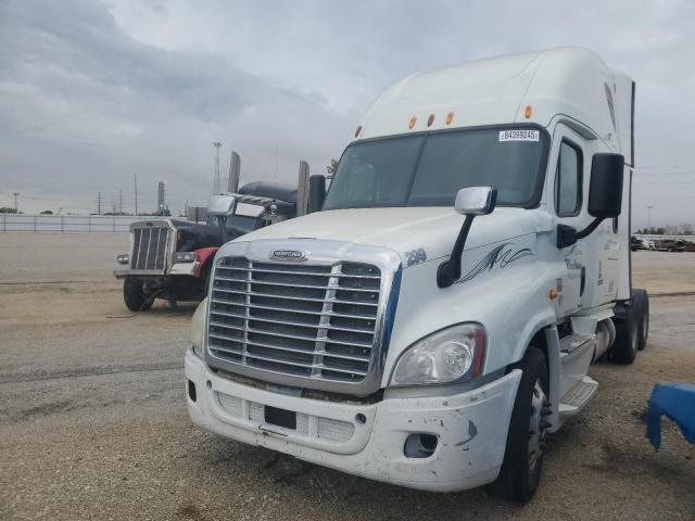 3AKJGLD52ESFU7476 - 2014 FREIGHTLINER CASCADIA 1 WHITE photo 2